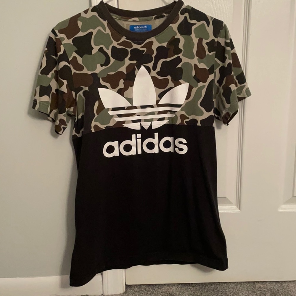 Adidas Original Camo T Shirt - Size S